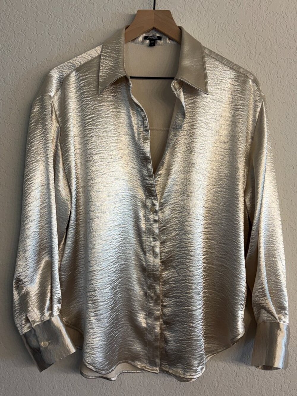 Express Boyfriend Portofino Shirt Size S Ivory Champagne Satin Look